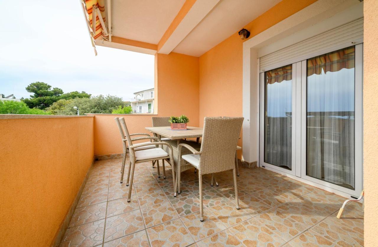Apartment Malibu Zaboric Exterior photo